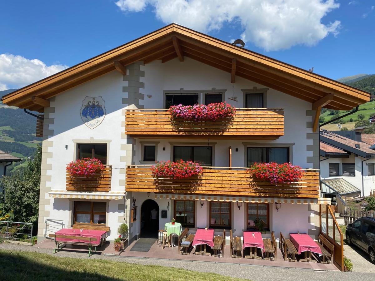 Gasthaus St. Valentin Klausen Exterior foto
