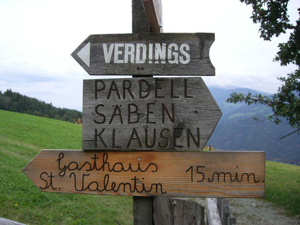 Gasthaus St. Valentin Klausen Exterior foto